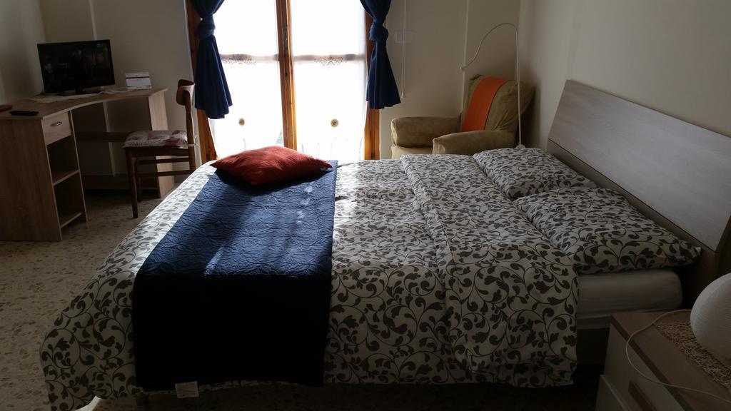 Lian Room B&B Caserta Luaran gambar