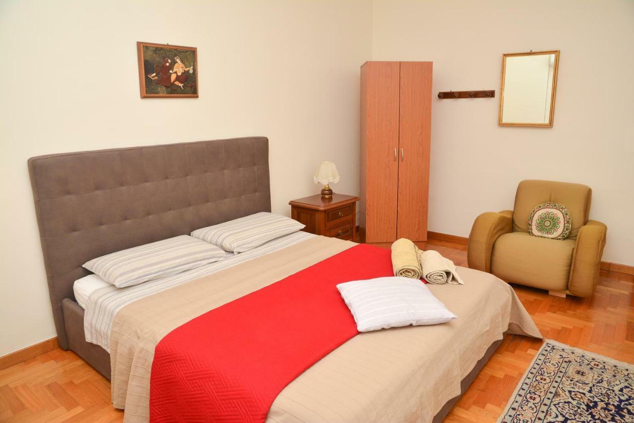 Lian Room B&B Caserta Luaran gambar